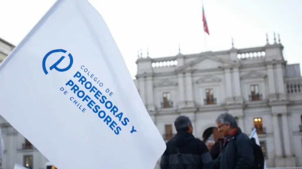 El gremio denuncia la falta de recursos y políticas inclusivas en los colegios., Agencia UNO 