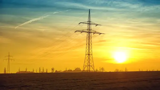 Errores en intervención provocaron apagón nacional, revela informe del Coordinador Eléctrico Nacional