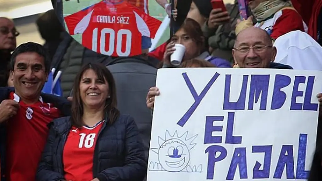 La historia de la seleccionada nacional de fútbol Camila Sáez y el orgullo de un padre yumbelino, Cedida