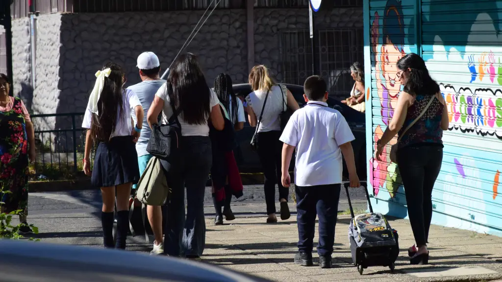 A pesar de la congestión vehicular autoridades destacan la normalidad del regreso a clases , La Tribuna