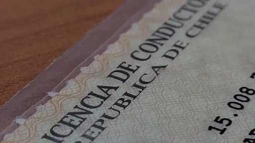 Proyecto busca extender la vigencia de las licencias de conducir