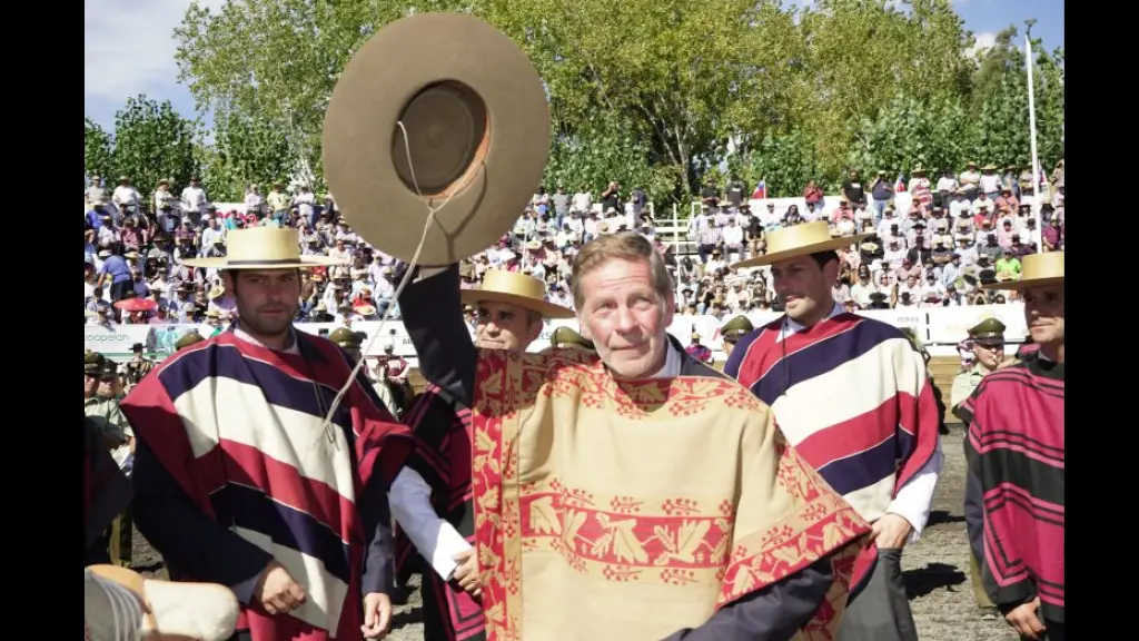 Andrés Ruiz-Tagle fue ovacionado en la Medialuna Edmundo Moller Bordeu, caballoyrodeo.cl