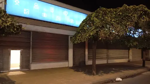 Millonario robo afectó a local comercial de ENTEL