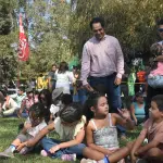 Los expositores de la feria entregaron al público un ambiente familiar y de aprendizaje, gracias a sus stands, emprendimientos, comida y muestras del campo.