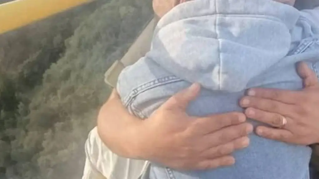 Carabineros evitan tragedia en el puente Malleco de Collipulli, La Tribuna