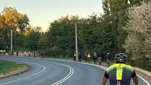 Emotiva cicletada en homenaje a víctimas del tránsito piden respeto y justicia para los ciclistas