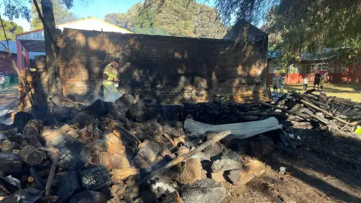 Incendio afectó a la Escuela de Vaquería de Negrete
