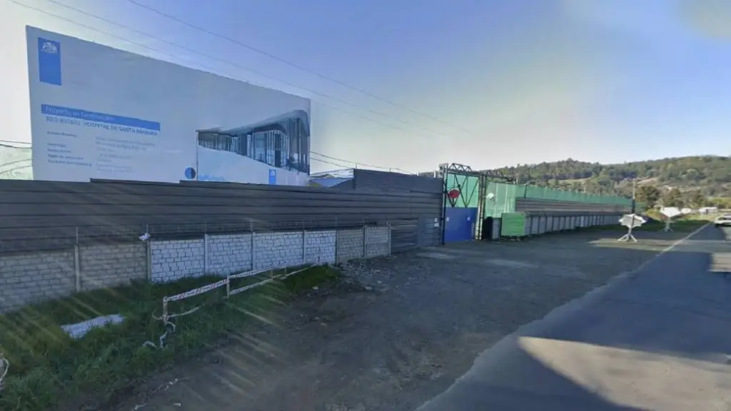 Hace varios meses que se instalaron las faenas para la construcción del hospital de Santa Bárbara., La Tribuna