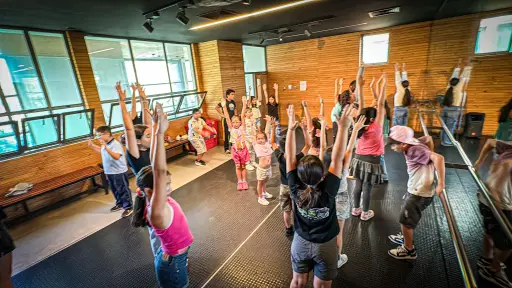 Escuela de Teatro de Nacimiento inicia su cuarta temporada incorporando por primera vez un elenco de Adulto Mayor