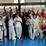 Felices se mostró la delegación del Academia Senshi Dojo tras la finalización del torneo, La Tribuna