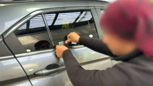 A un mes de su entrada en vigencia: Seremi refuerza  llamado a cumplir con grabado obligatorio de patentes