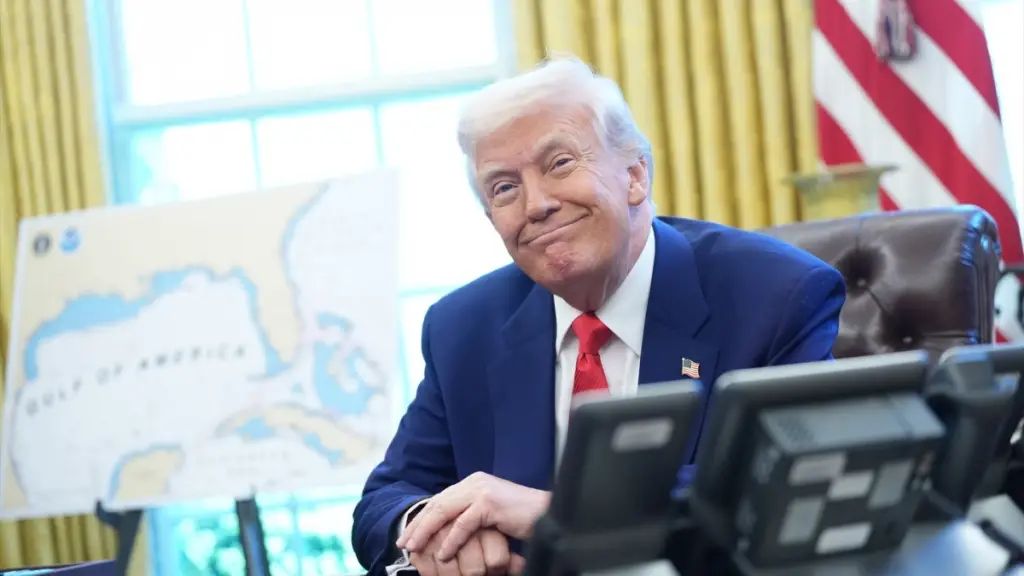 China fue el único país excluido de la tregua de 90 días anunciada por Trump., Chris Kleponis / Pool | EFE 
