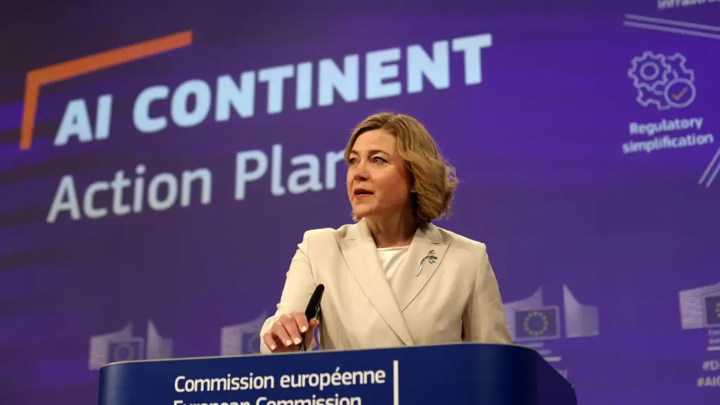 La vicepresidenta ejecutiva de la Comisión Europea para la Soberanía Tecnológica, la Seguridad y la Democracia, Henna Virkkunen, este miércoles,  EFE/EPA/OLIVIER HOSLETBRUSSELS (Belgium), 09/04/2025