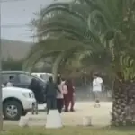 Violenta pelea escolar terminó con apoderados detenidos en liceo de San Pedro de Melipilla, cedida