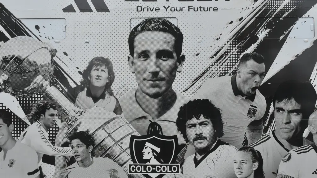 Visita del Bus Museo Centenario de Colo-Colo a Los Ángeles | 