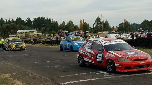 Triunfos y sorpresas en la segunda fecha del automovilismo en Cabrero