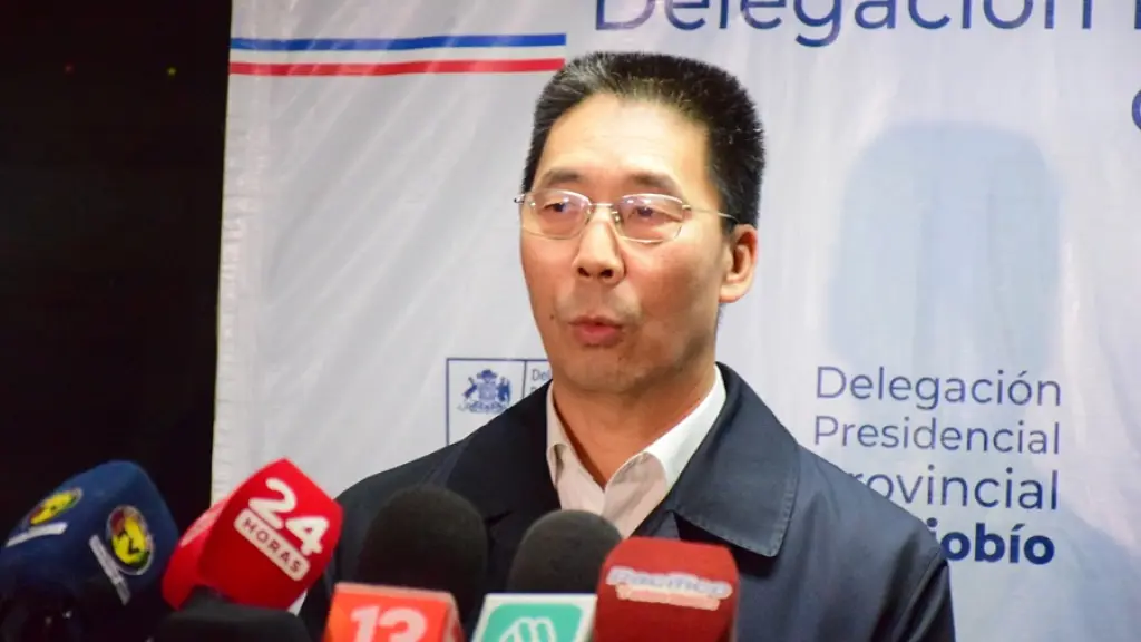 Niu Qingbao embajador de China en Chile