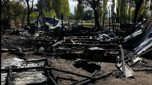 Pérdida total provocó incendio en vivienda de Peña Blanca