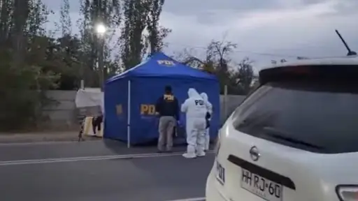 Mujer es encontrada sin vida en la vía pública en San Javier