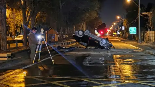 Copiapó: colisión entre patrulla de Carabineros y taxi colectivo deja un fallecido