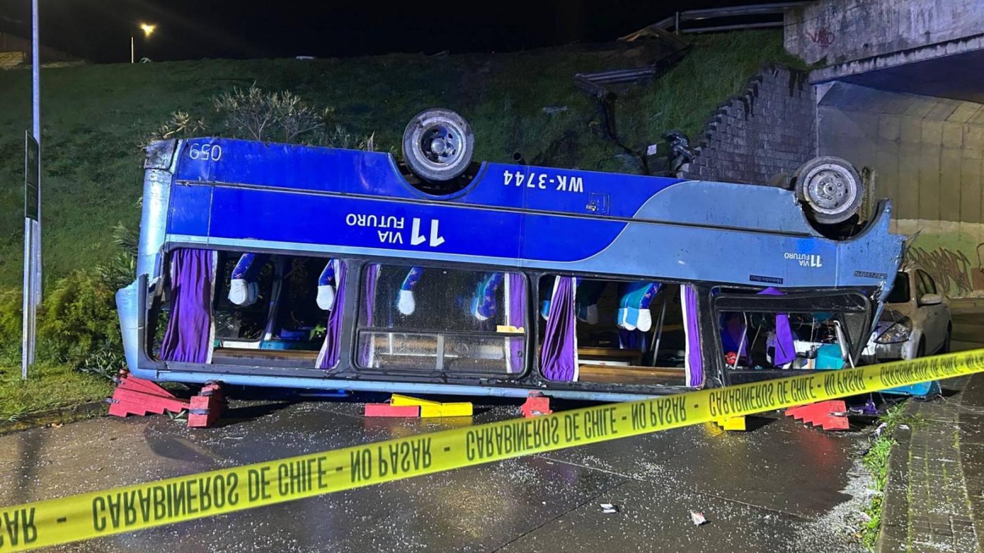 Conductor de microbús que cayó desde paso sobre nivel en Chiguayante ...