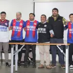 La presentación de la nueva camiseta, “Iberia es de su gente”, La Tribuna