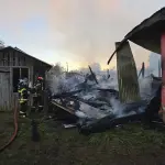 “Este sueño no se apaga con fuego”: autoridades comprometen reconstrucción de la Escuela de Villucura, Municipalidad de Santa Bárbara