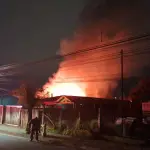 Incendio frente a comisaría de Carabineros., Municipalidad de Santa Bárbara.