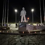 Emotiva velatón de Mártires de Antico, La Tribuna 