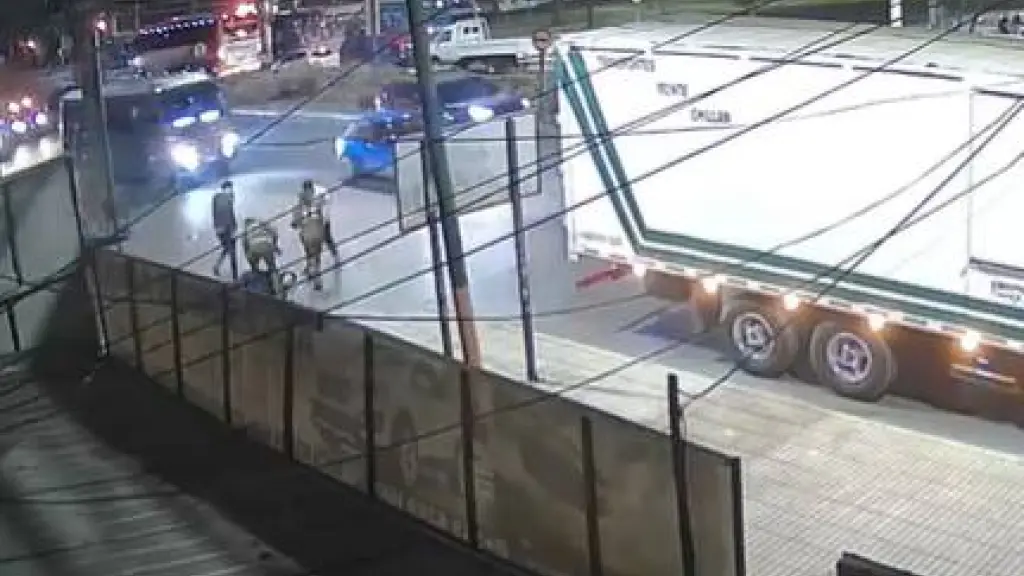 Carabinero de franco balea a delincuente tras violento robo de camión en Cerrillos, Cedida