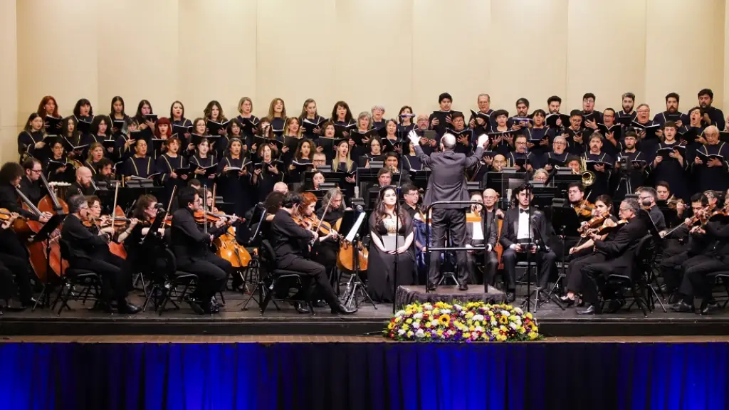 Orquesta y Coro Sinfónico de la UdeC visita Los Ángeles