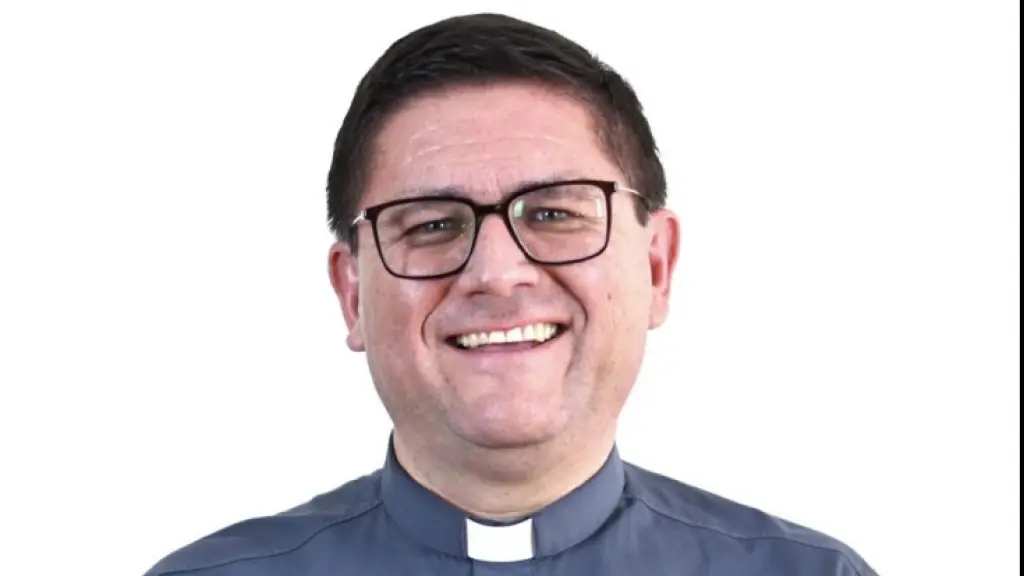 Cristián Castro Toovey secretario general conferencia episcopal 