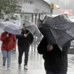 SENAPRED llamó a la población a mantenerse informada sobre las condiciones meteorológicas a través de canales oficiales y adoptar medidas preventivas., Referencial