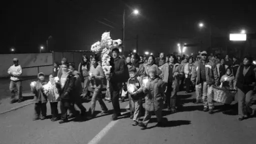 Comunas de Biobío reviven la Cruz de Mayo con procesiones, cantos y tradiciones populares