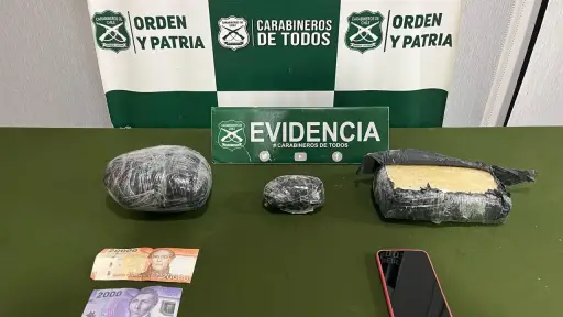 Control carretero deja dos detenidos y cerca de tres kilos de droga incautada en Cabrero