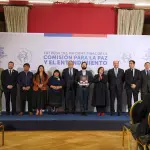 Entrega de informe final de la Comisión para la Paz y el Entendimiento, Gobierno 