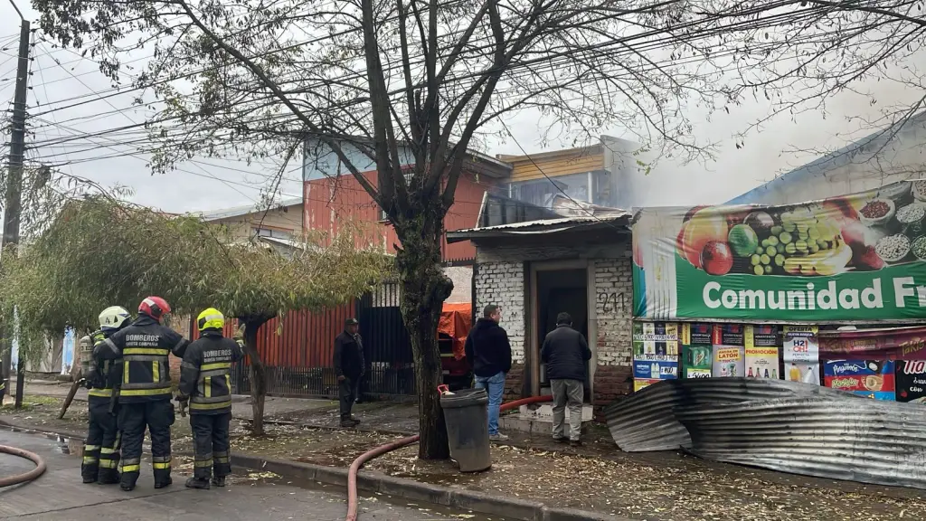 Incendio de vivienda., La Tribuna