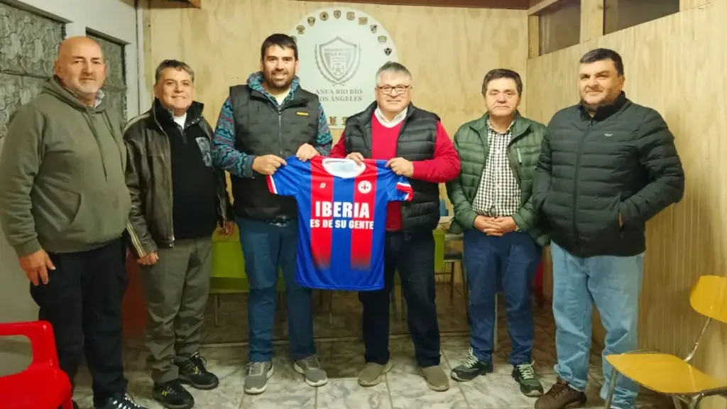 Fue una fructífera reunión entre ANFA Biobío – Los Ángeles y dirigentes de Iberia, La Tribuna