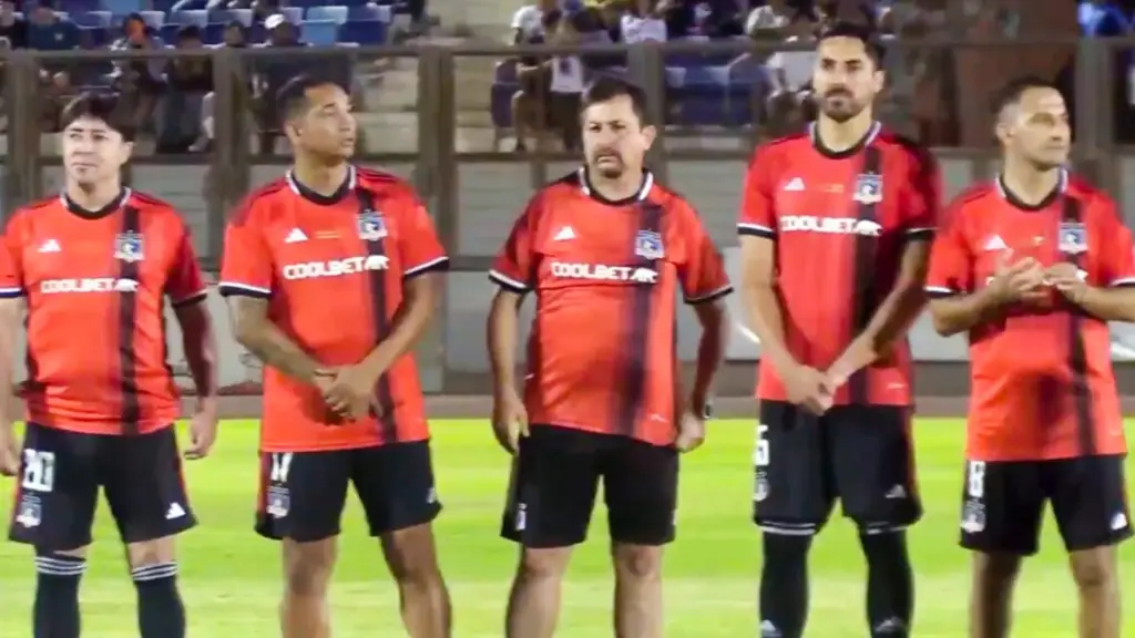 Alcalde de Macul viajó a Perú y dirigió equipo de fútbol mientras estaba con licencia médica, Cedida