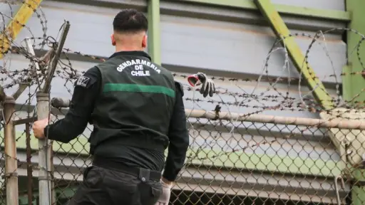 Suboficial de Gerdarmería intentó ingresar drogas y celulares a Colina 1