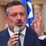 La decisión del alcalde Sichel se enmarca en una serie de acciones similares adoptadas por otros municipios. , Aton