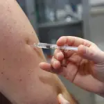 a autoridad sanitaria hizo un llamado general para que todos los niños, niñas y adolescentes completen su esquema de vacunación antes de salir del país., Referencial 