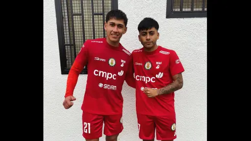 Nacimiento sorprende a Rodelindo Román y escala posiciones en la Tercera División