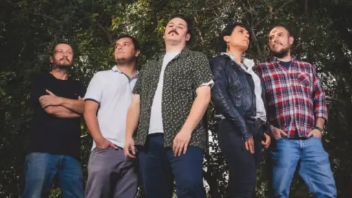 Petrikor: La banda angelina que destaca por su energía y puesta en escena