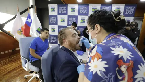 Gobernador y consejeros del Biobío se someten a test de drogas: Buscamos dar una señal