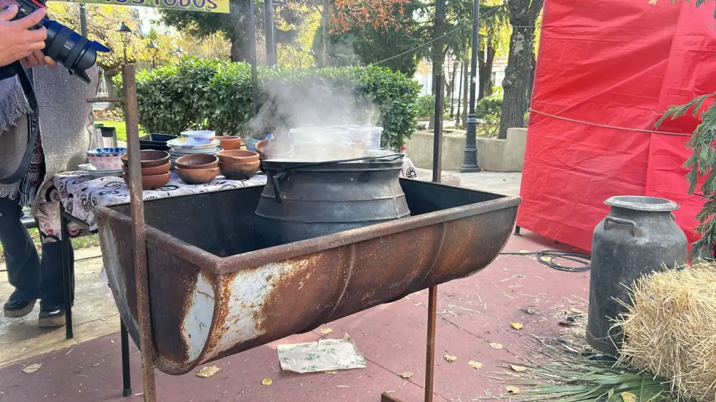 Almuerzatón en Los Ángeles 1 | Jeremy Valenzuela |  La Tribuna