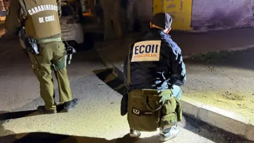 Un muerto y un herido grave deja violenta balacera en plena vía pública de Estación Central