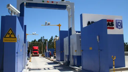 Gobierno inyecta más de .300 millones a aduanas para reforzar seguridad fronteriza