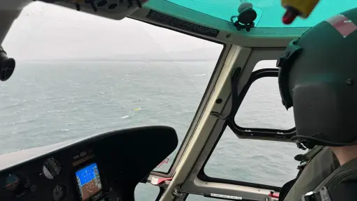 Armada publica el momento exacto donde encuentran embarcación varada sin sus tripulantes