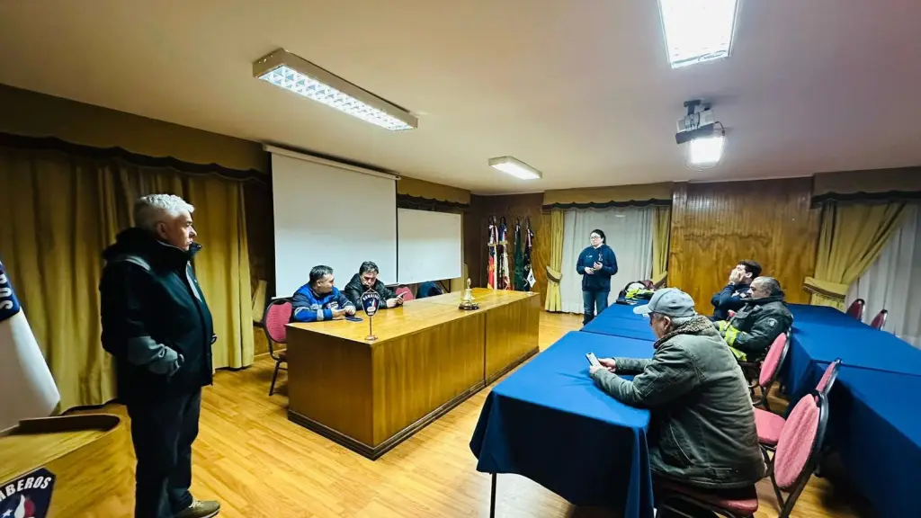 Municipalidades de Biobío informan situación comunal: realizan trabajos en terreno tras paso de sistema frontal , Muni Mulchén